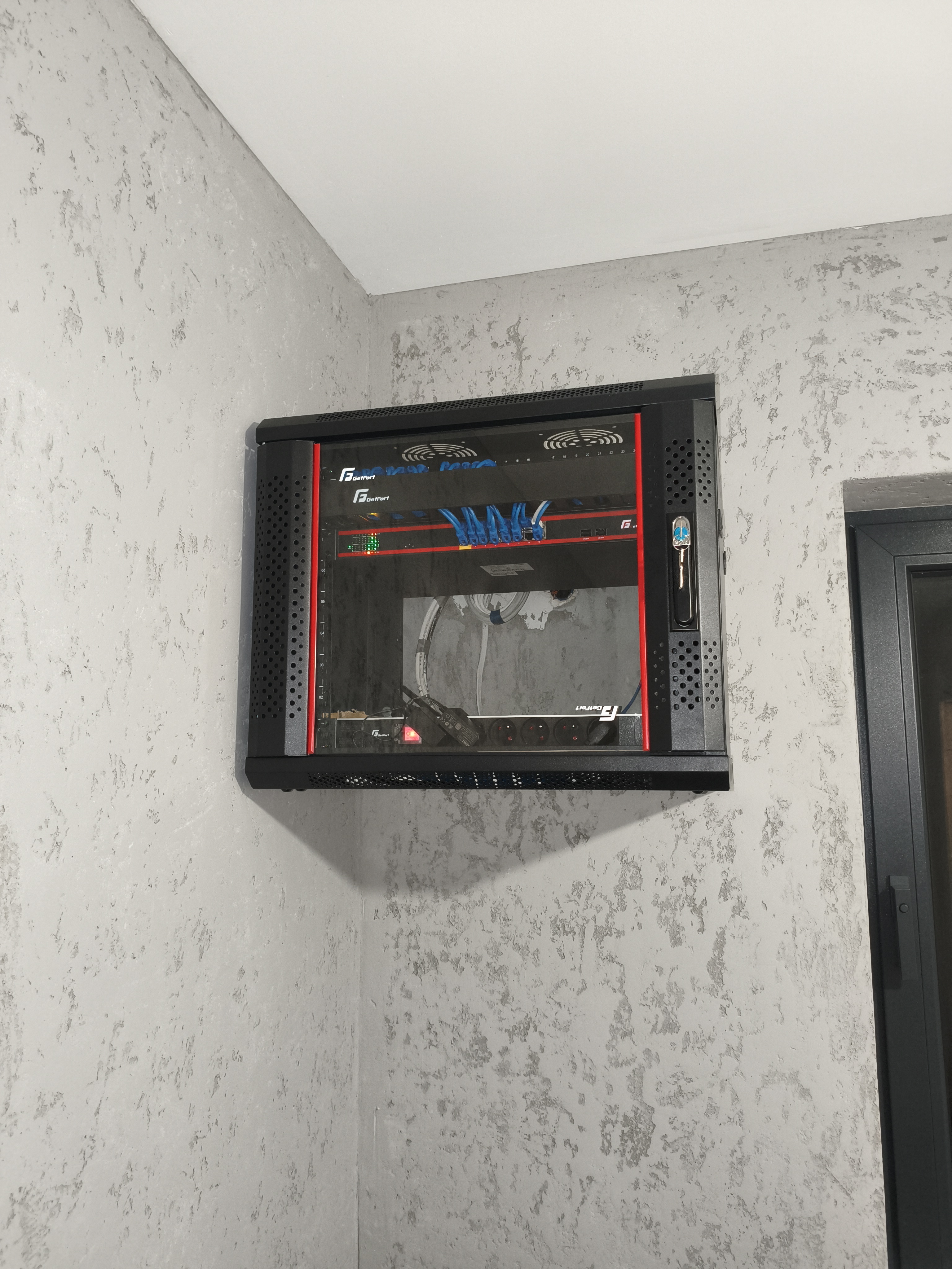 Szafa Getfort + rozdzielenie sieci Lan